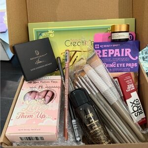 Mystery beauty box